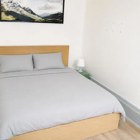 L'escale Lägenhet Montluçon